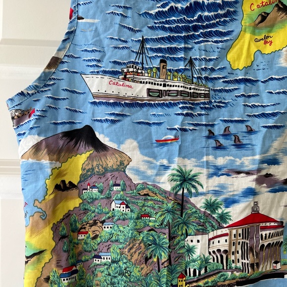 Vintage Hawaiian Sleeveless Top with Button Front, Tropical Print, Size Medium - Picture 5 of 6